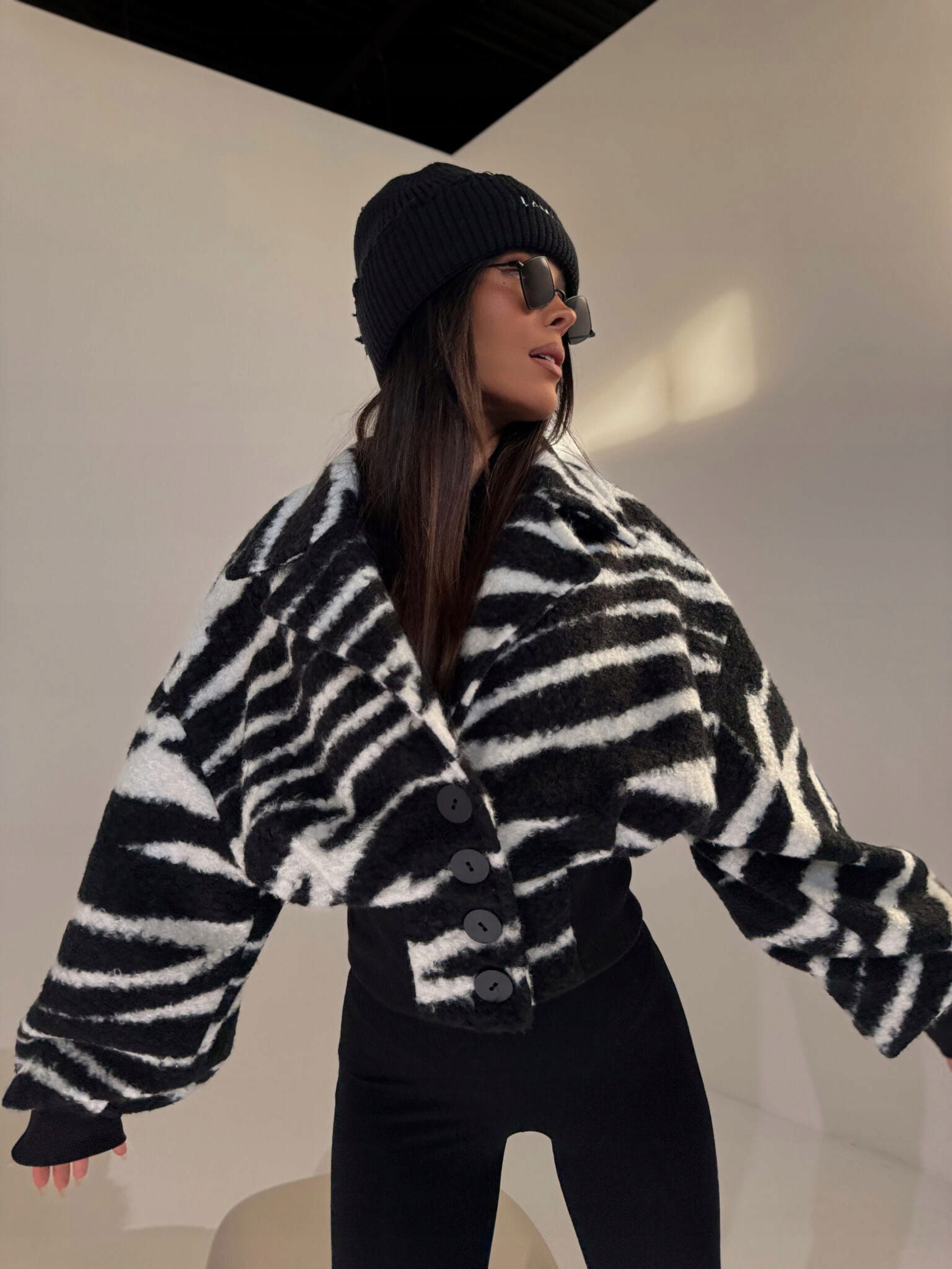Bunda Lamanuel Frosty Zebra [Veľkosť Uni]