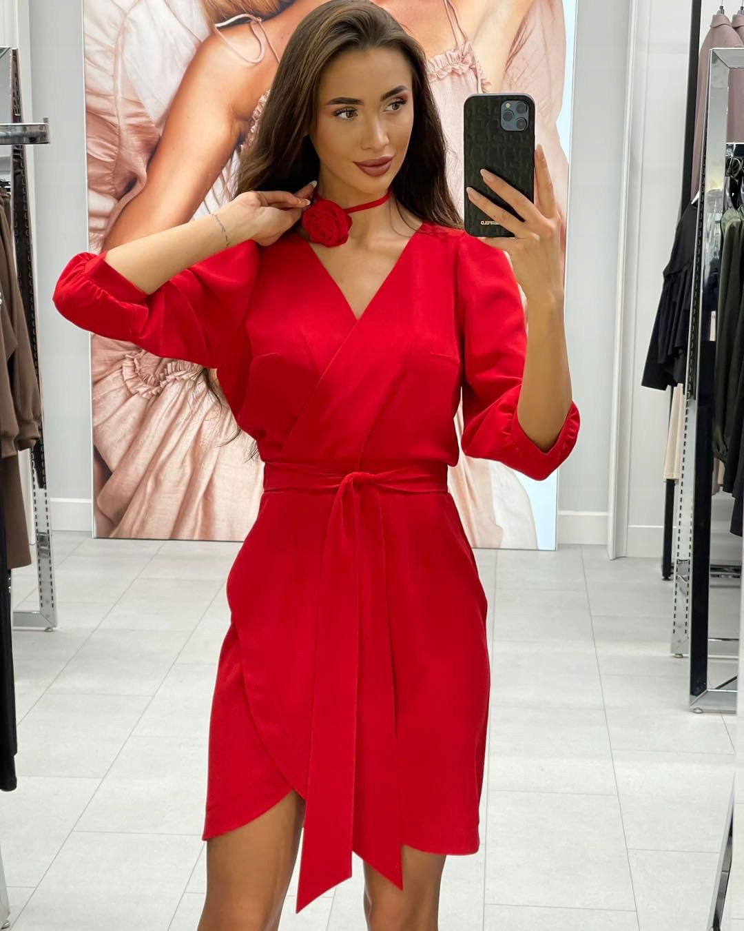 Červené šaty s Ruža Lalous veľkosť L