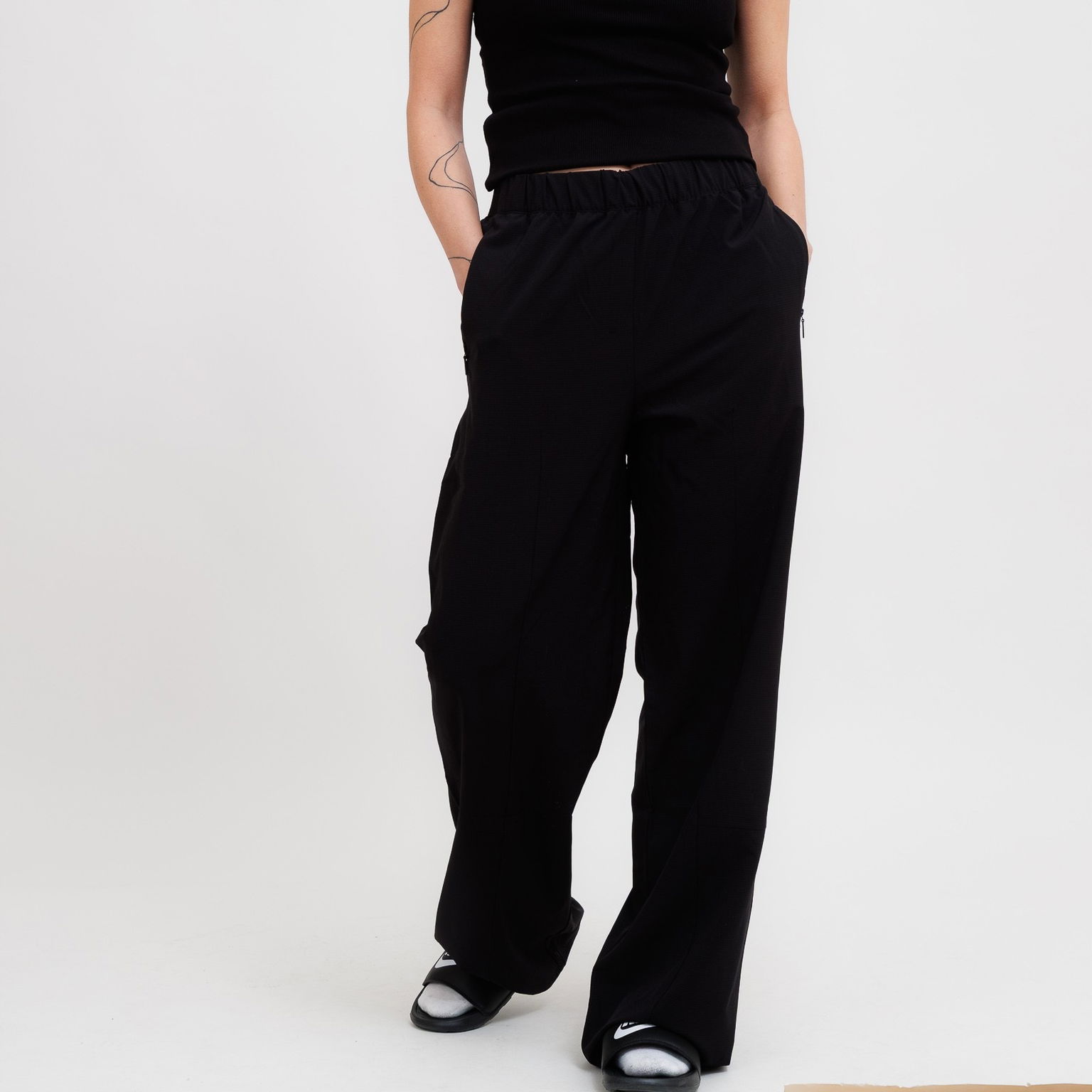 Dámske tepláky Calvin Klein Pw Straight Leg Pant