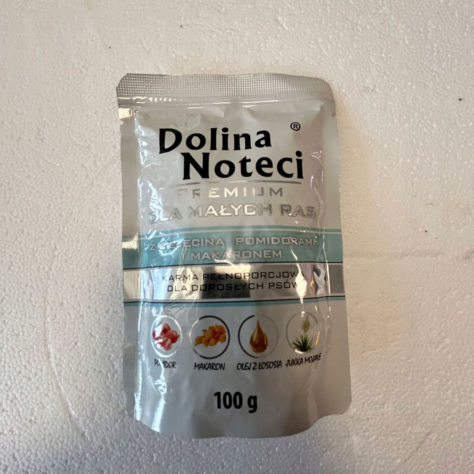 Dolina Noteci Pre malé plemená psov Teľacie mäso s paradajkami 100 g