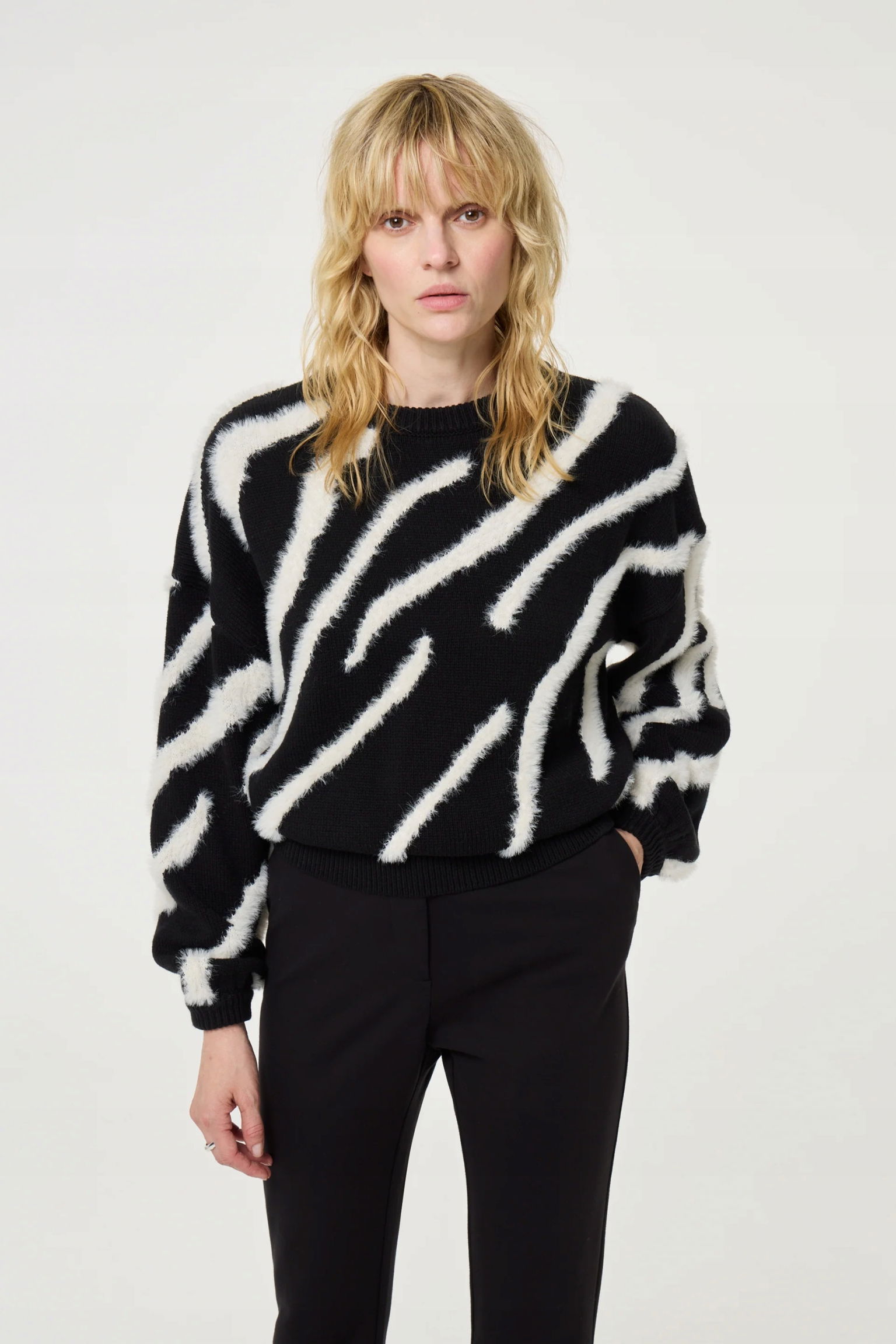 Fabienne Chapot Zebra Pullover Black dámsky sveter veľ. M nový