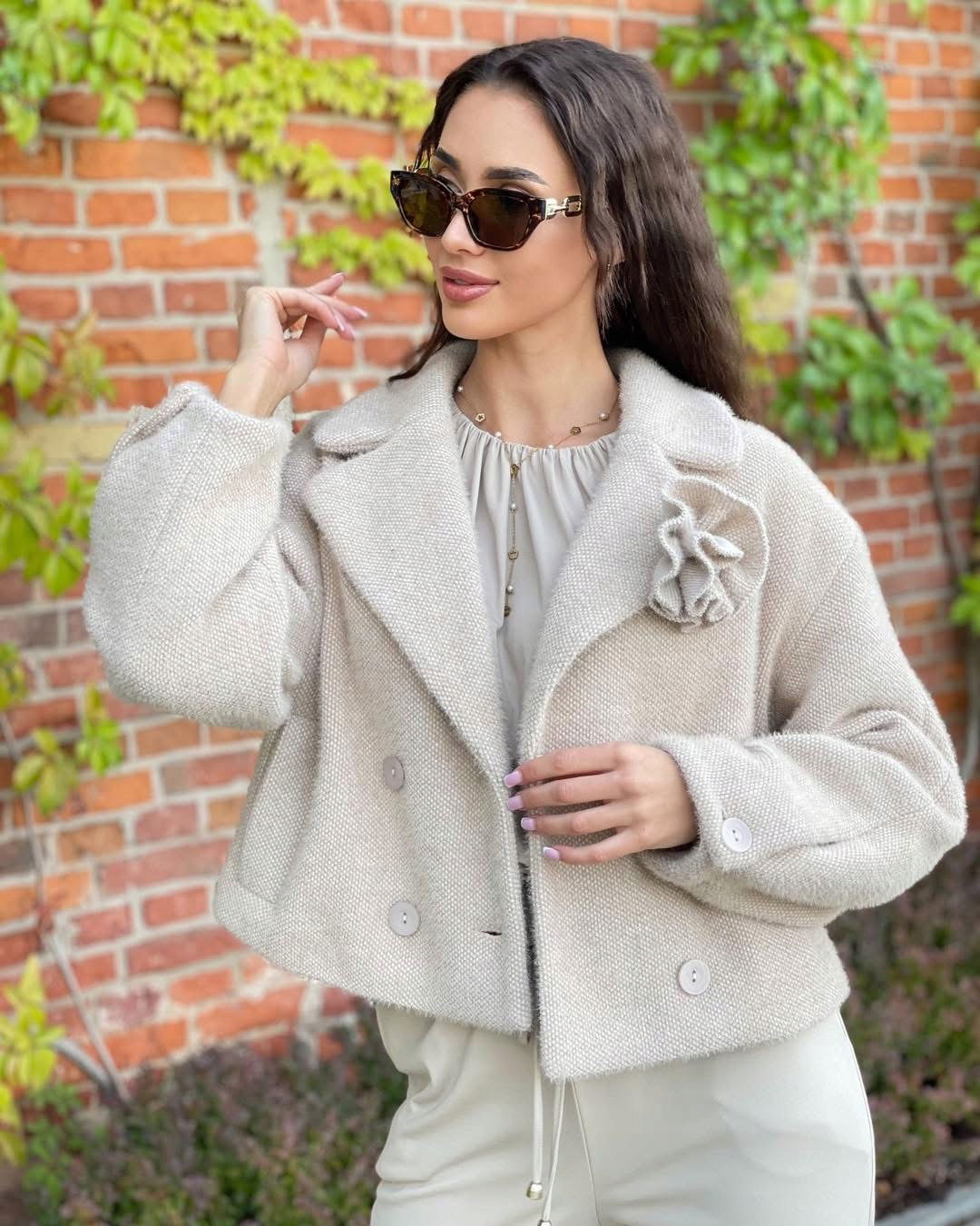 Krátka bunda Béžová 1025 Lalous veľkosť M