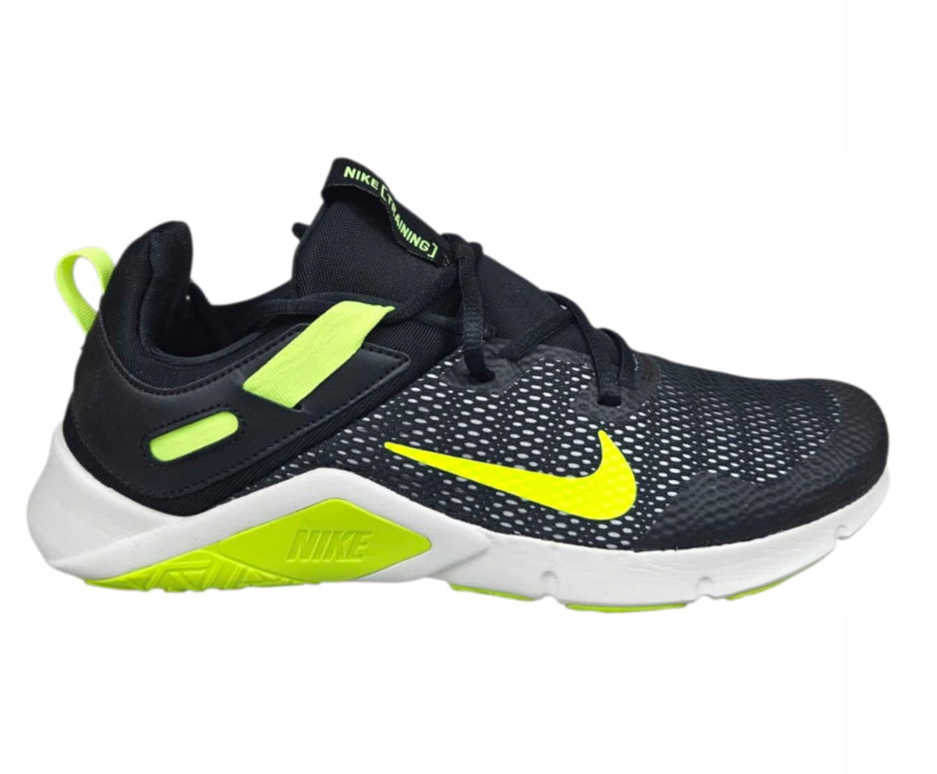 Nike Legend Essential CD0443 008 Čierny/ Zelený veľ. 44,5