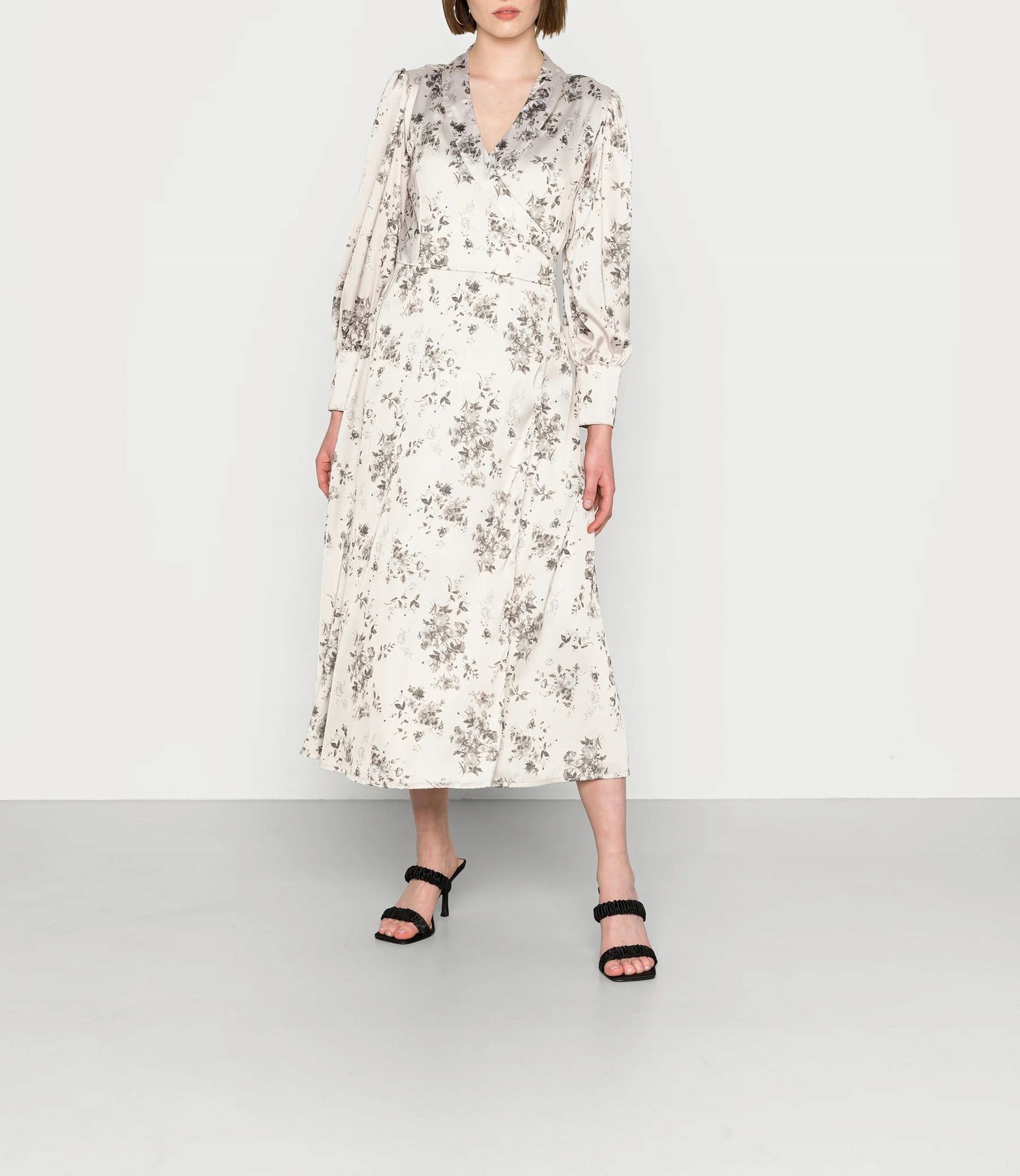 Saténová sukňa Midi Lace & Beads šedá 44