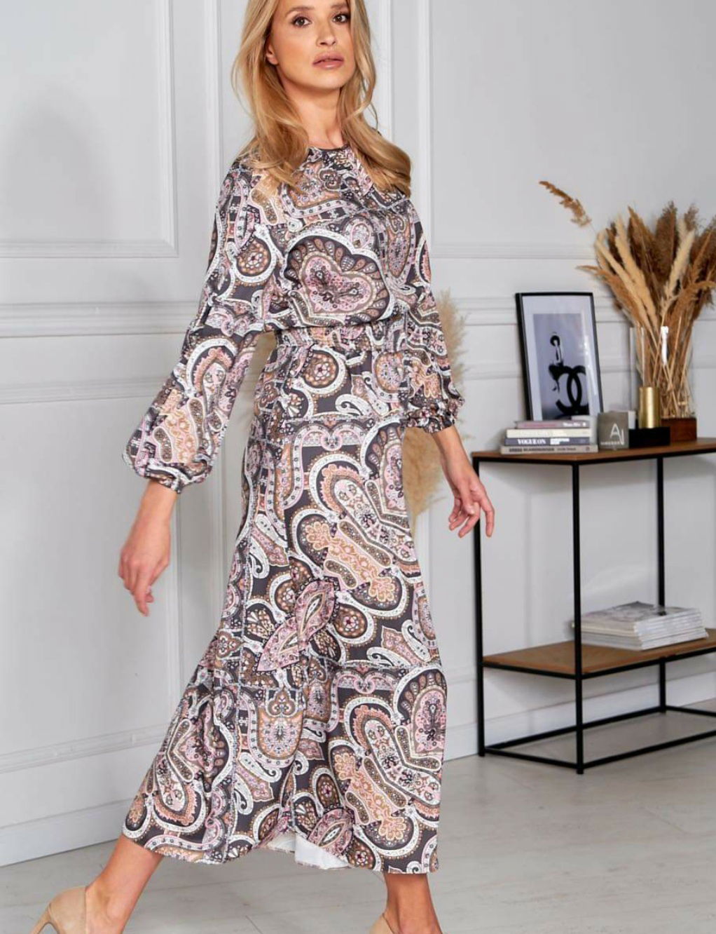 Šedá sukňa s vzormi Model 0629 Lalous veľkosť M