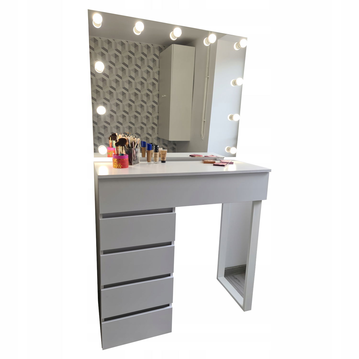 Toaletka Karo 100 Na Vizáž, Make-up, Make Up