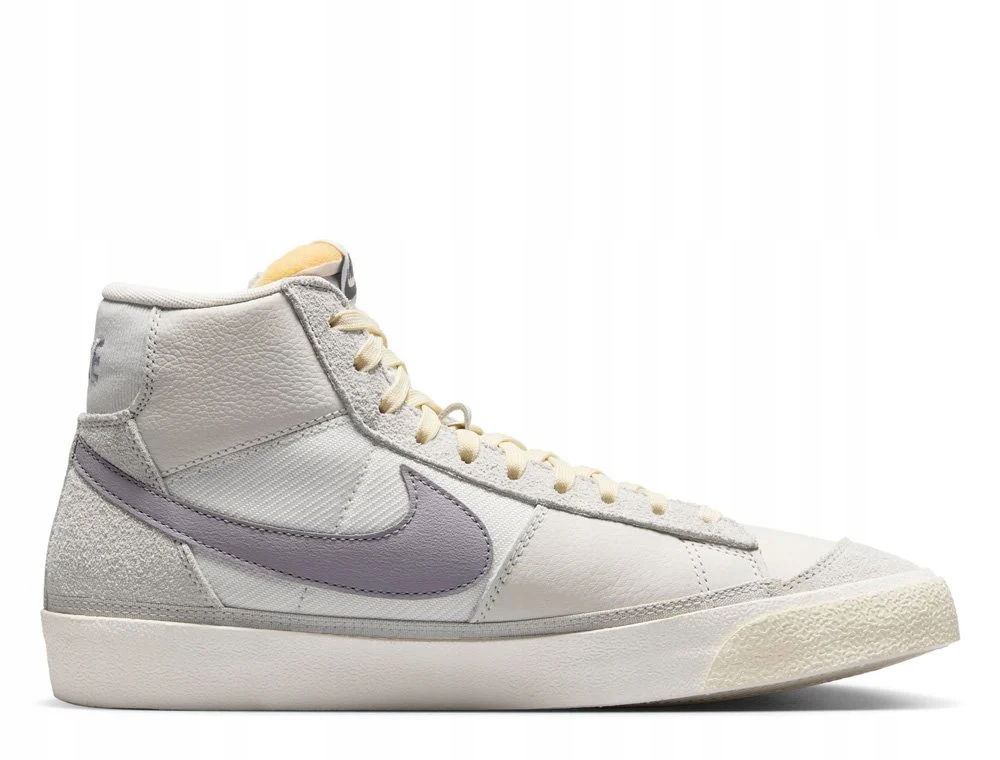 Topánky Nike Blazer Mid Pro Club DQ7673-104 veľ. 40,5