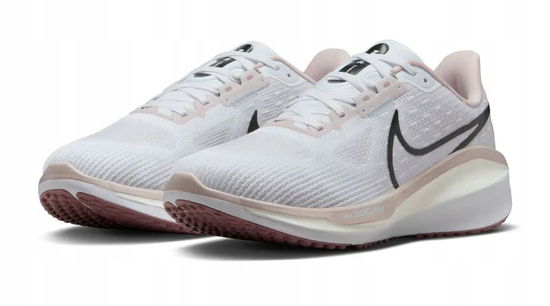Topánky Nike Vomero 17 FB8502-010, veľkosť 42,5