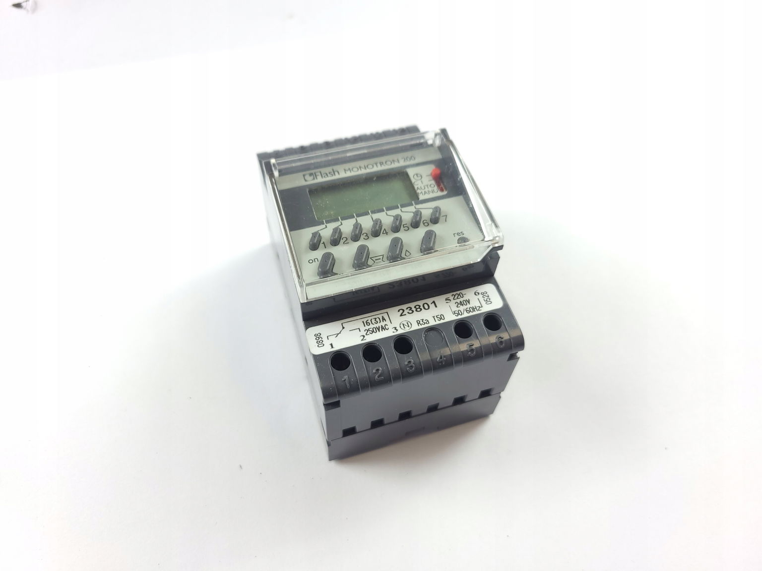 Týždenný/denný quartzový časovač 220 V
