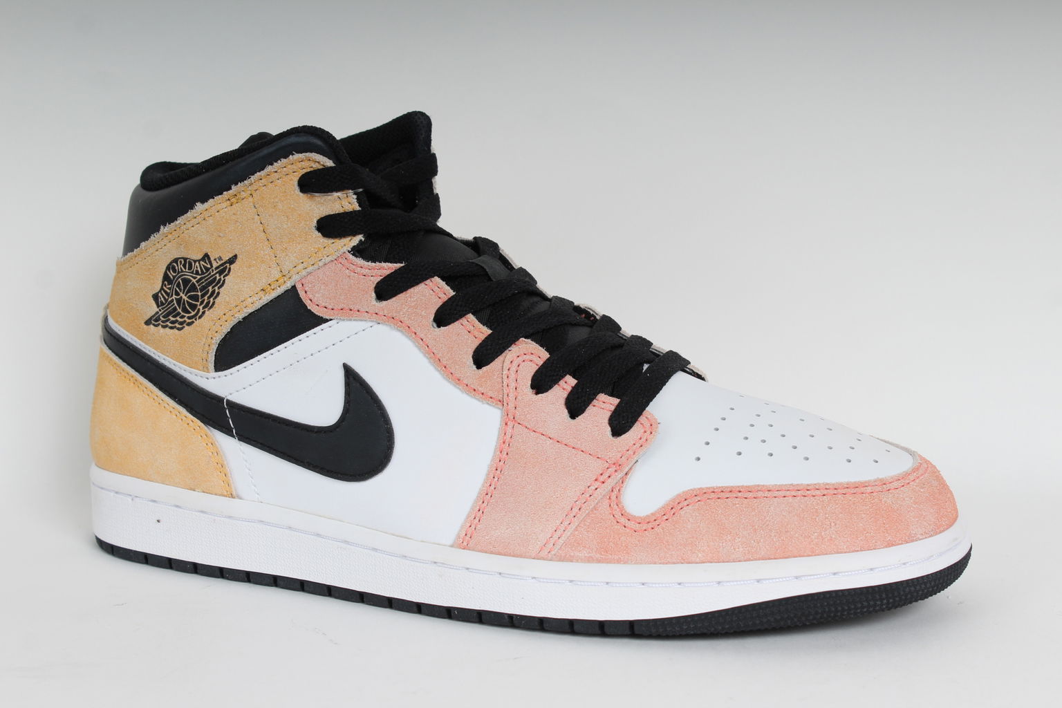 veľ. Nike Air Jordan 1 MID Se 44.5 True Flight 4 Thunder Retro