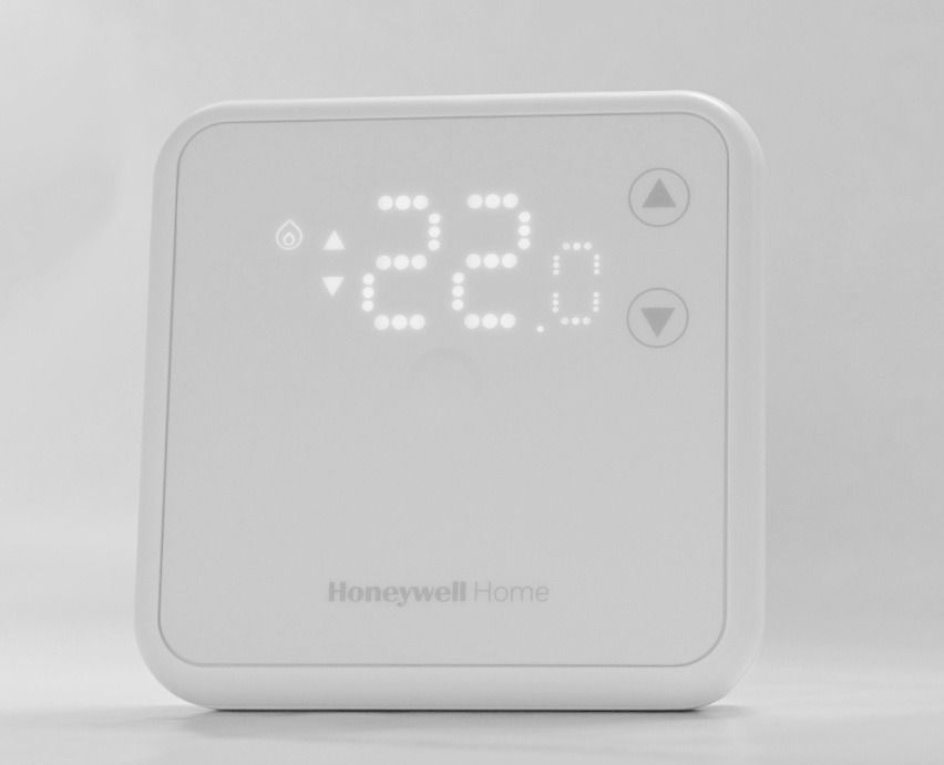 Honeywell Home DT3, drôtový termostat, 7-denný program, biela