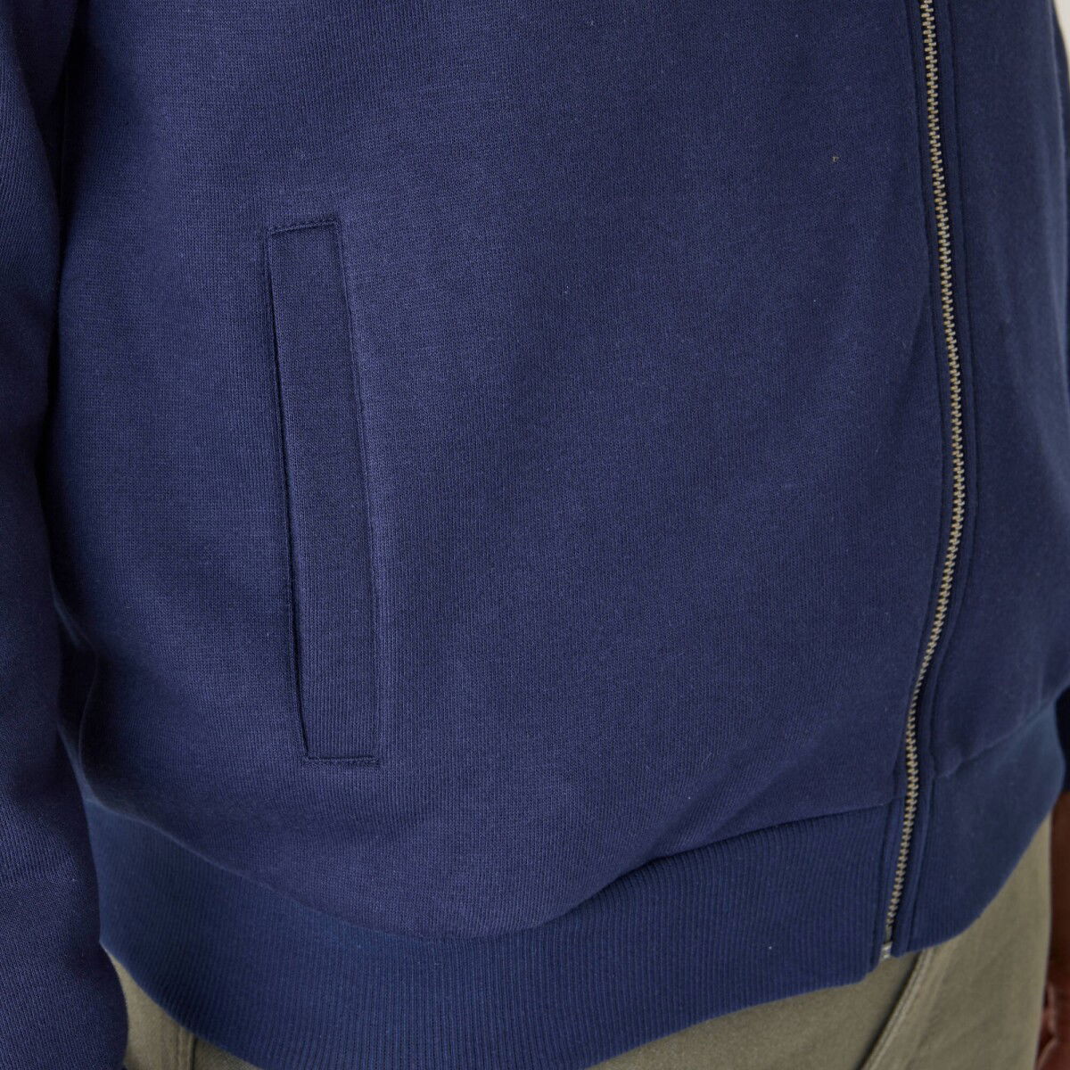 Bunda na zips s okrúhlym výstrihom – obrázok 4