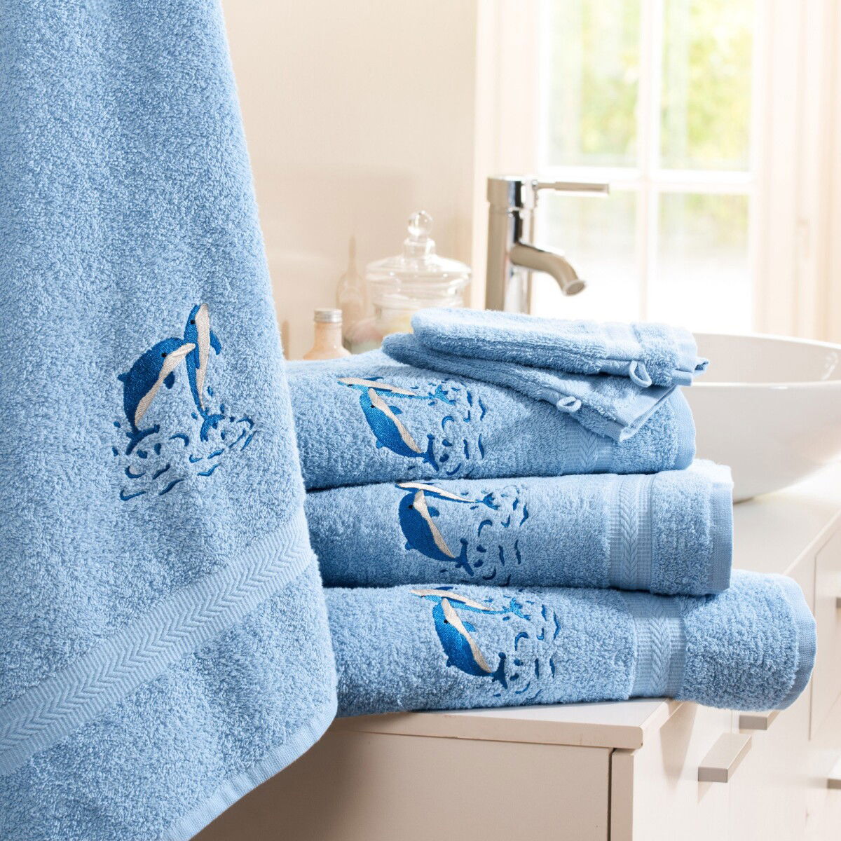 Froté kúpeľňový textil s výšivkou delfína zn. Colombine®