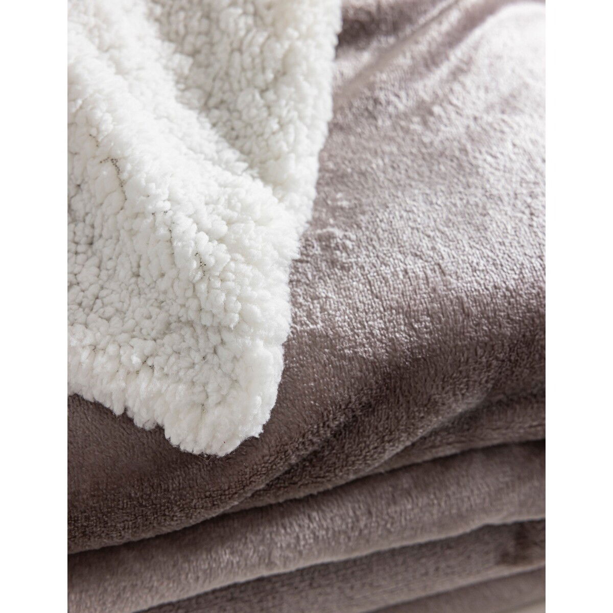 Obojstranná deka sherpa a fleece – obrázok 5