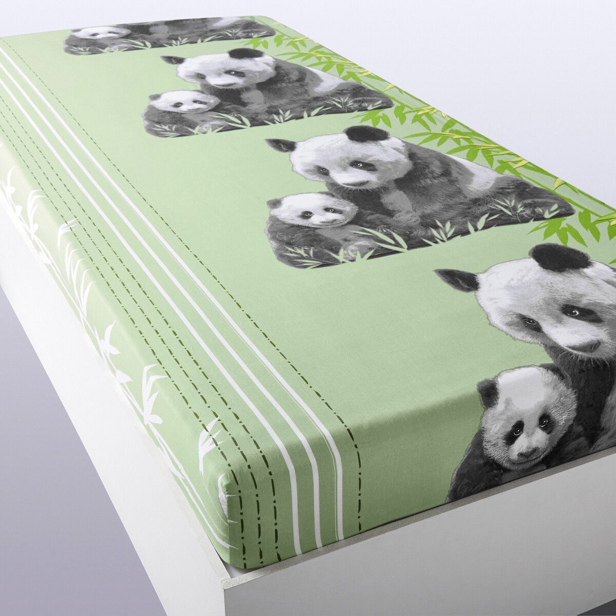 Posteľná bielizeň Panda s potlačou, polycoton – obrázok 3