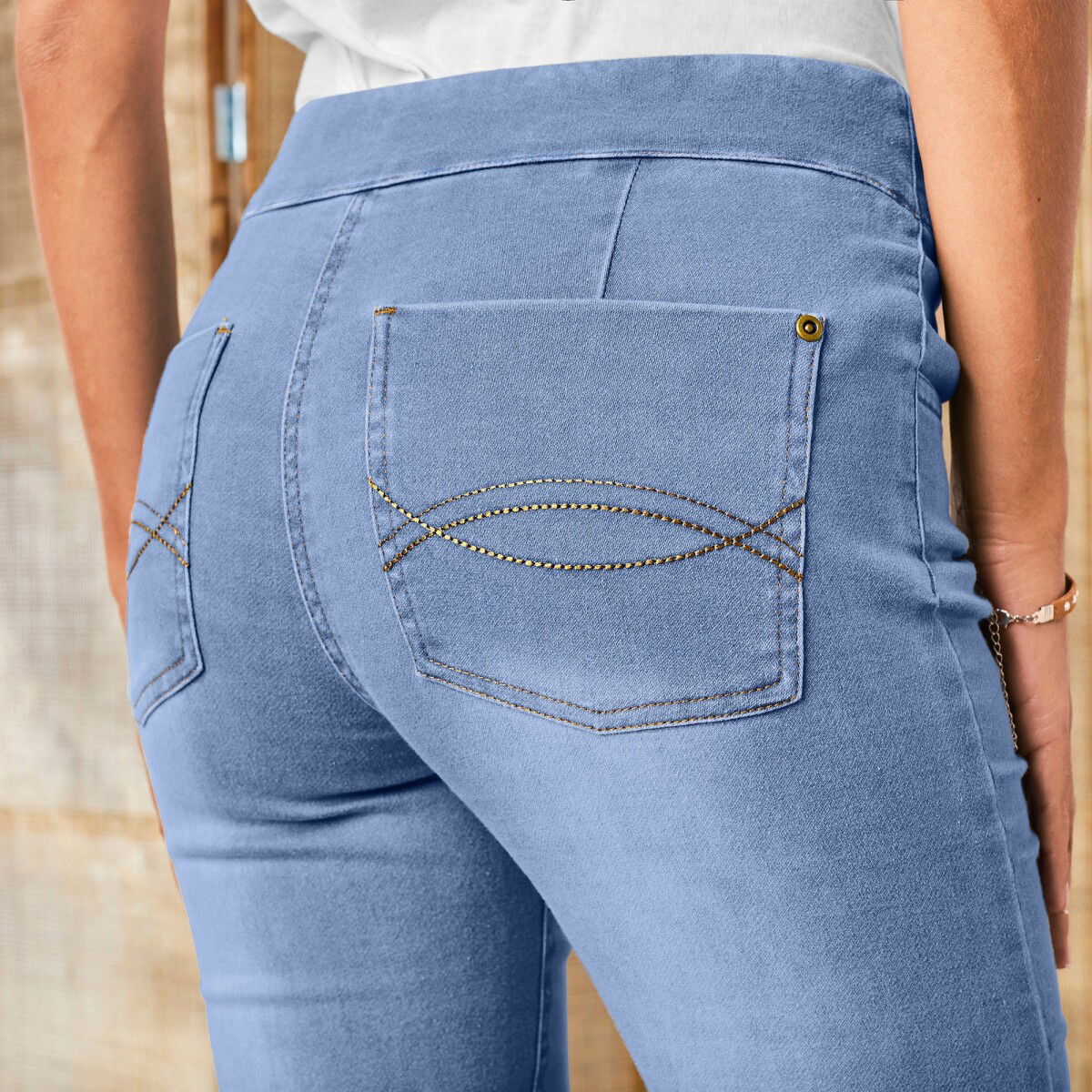 Strečové bootcut džegíny, pre vyššiu postavu – obrázok 9