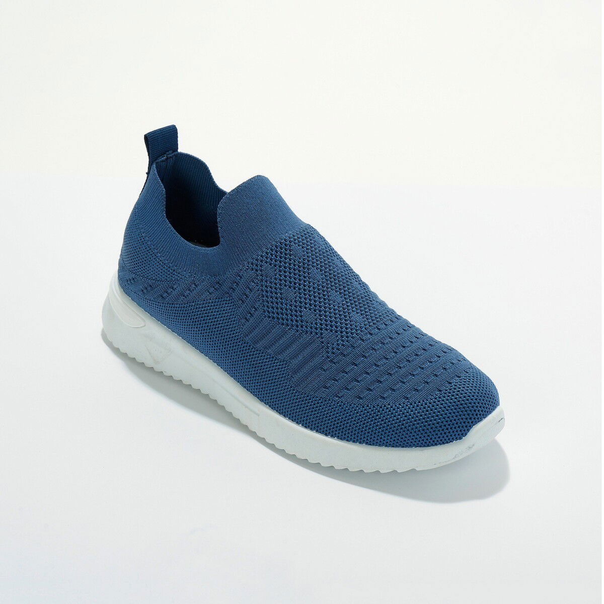 Tenisky slip-on so sieťovinou veľ. 37