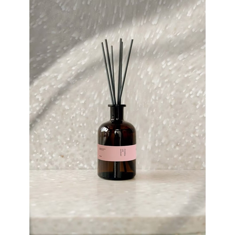Difuzér #68 Peony, Linen, Fern – Perfumed Prague