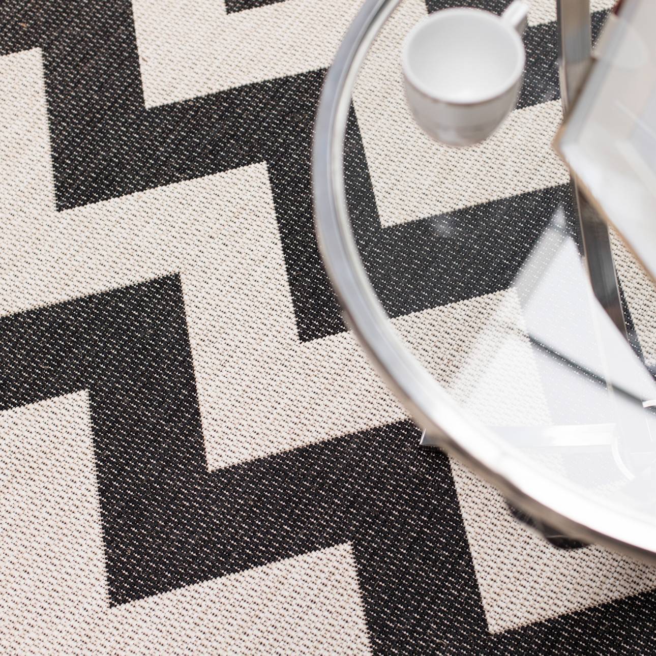 Koberec Modern Chevron black/beige 160x230cm – obrázok 2
