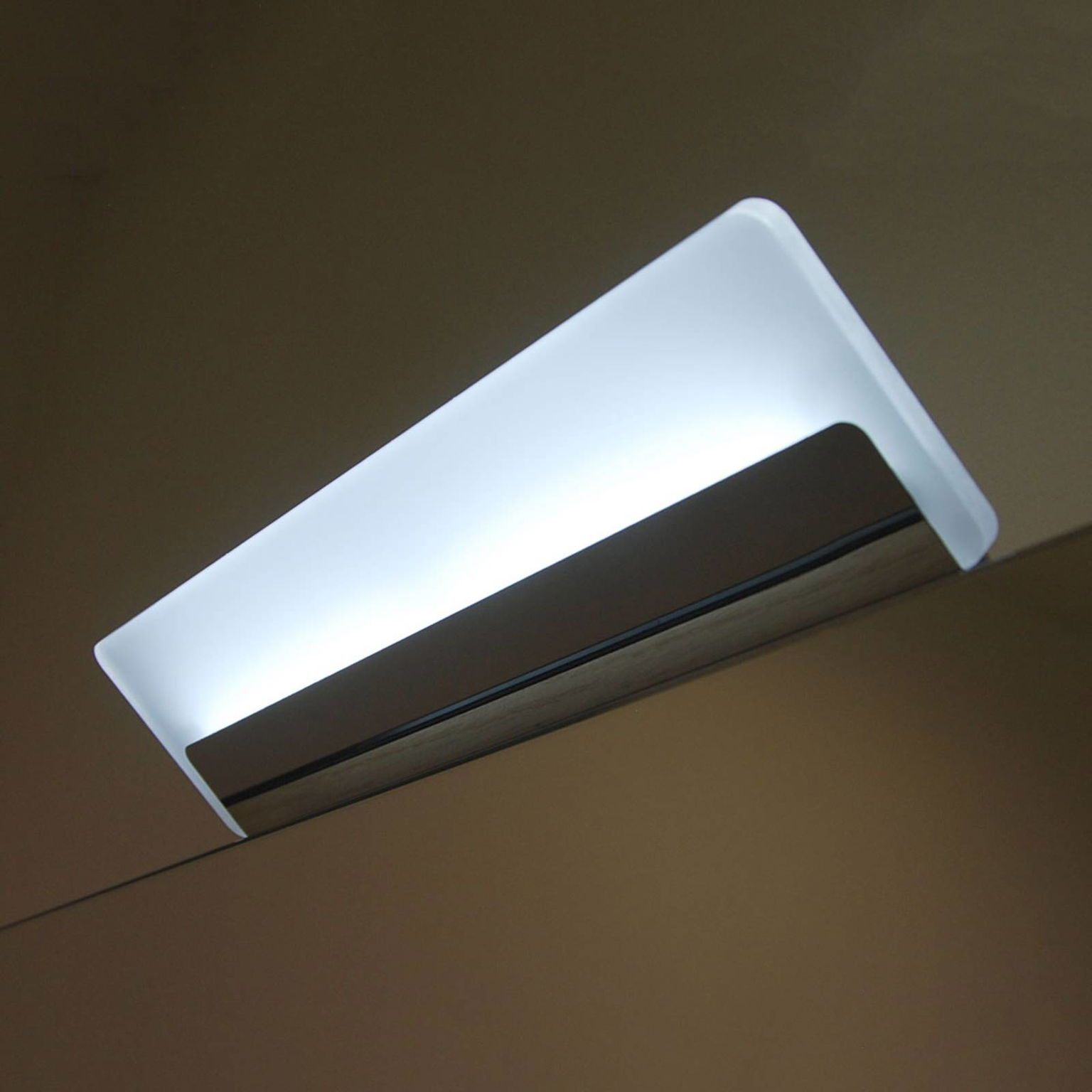 30 cm dlhé zrkadlové LED Katherine S2, IP44 – obrázok 3