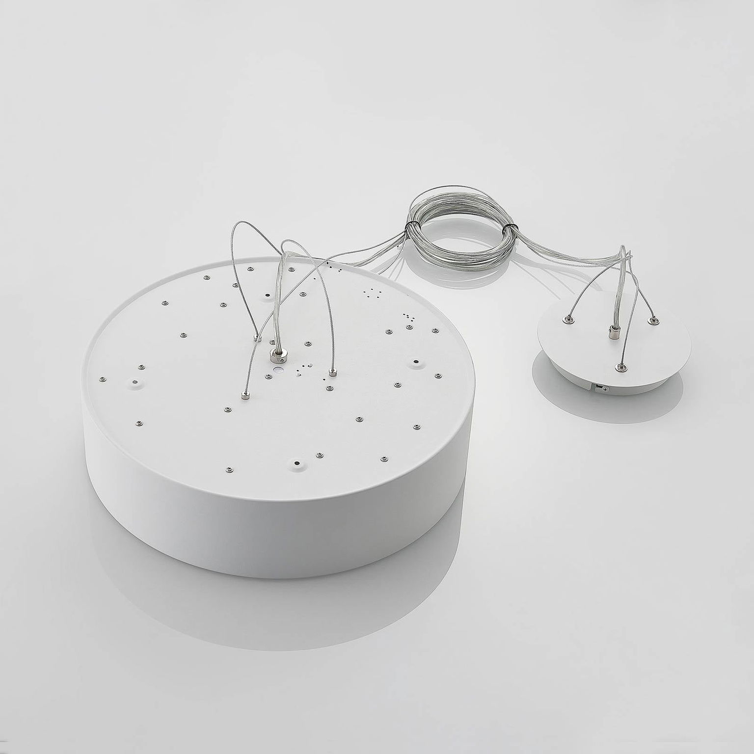 Arcchio LED závesná lampa Noabelle, Ø 40 cm, biela, kov – obrázok 5