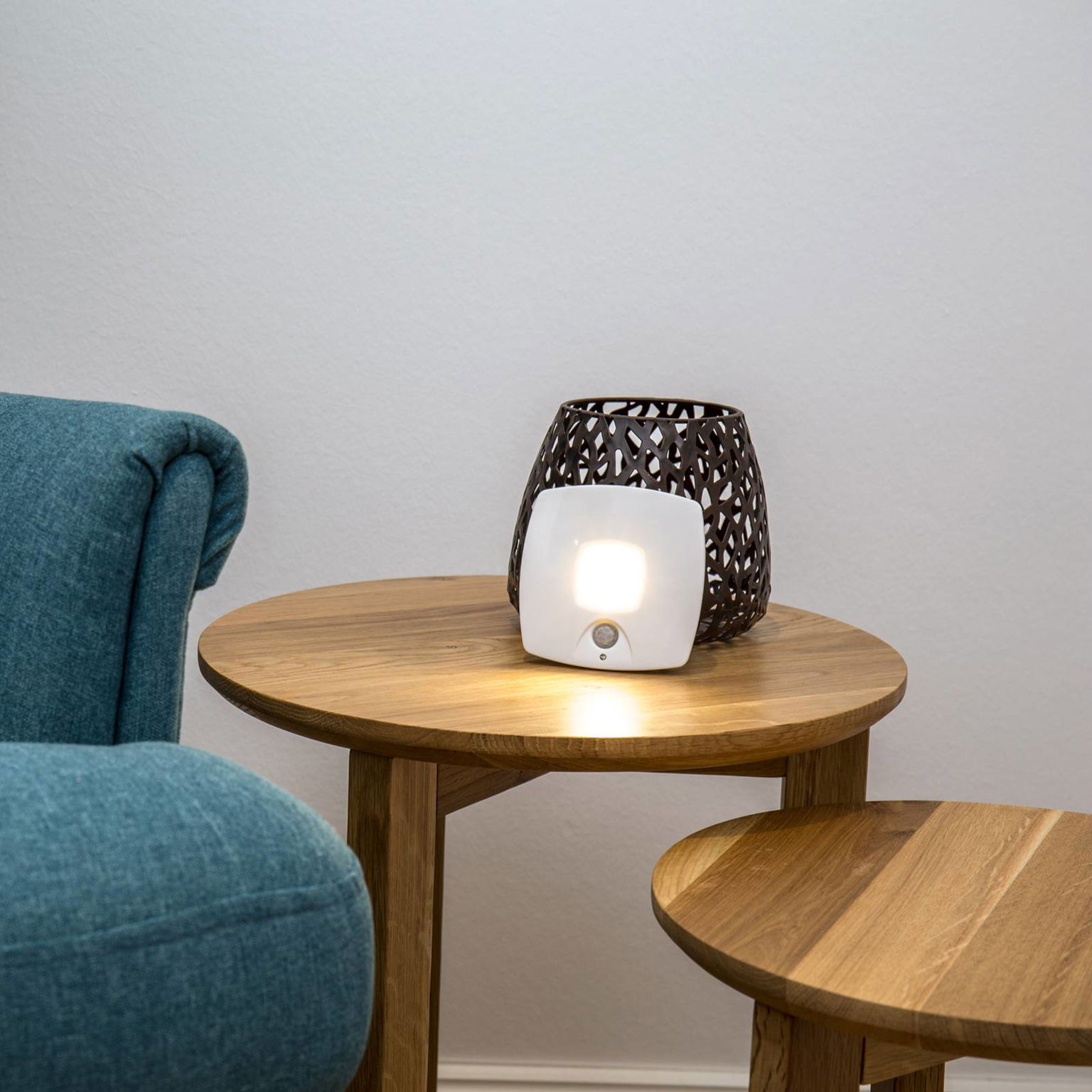 Batériou napájané nočné LED svetlo Nightlight – obrázok 2