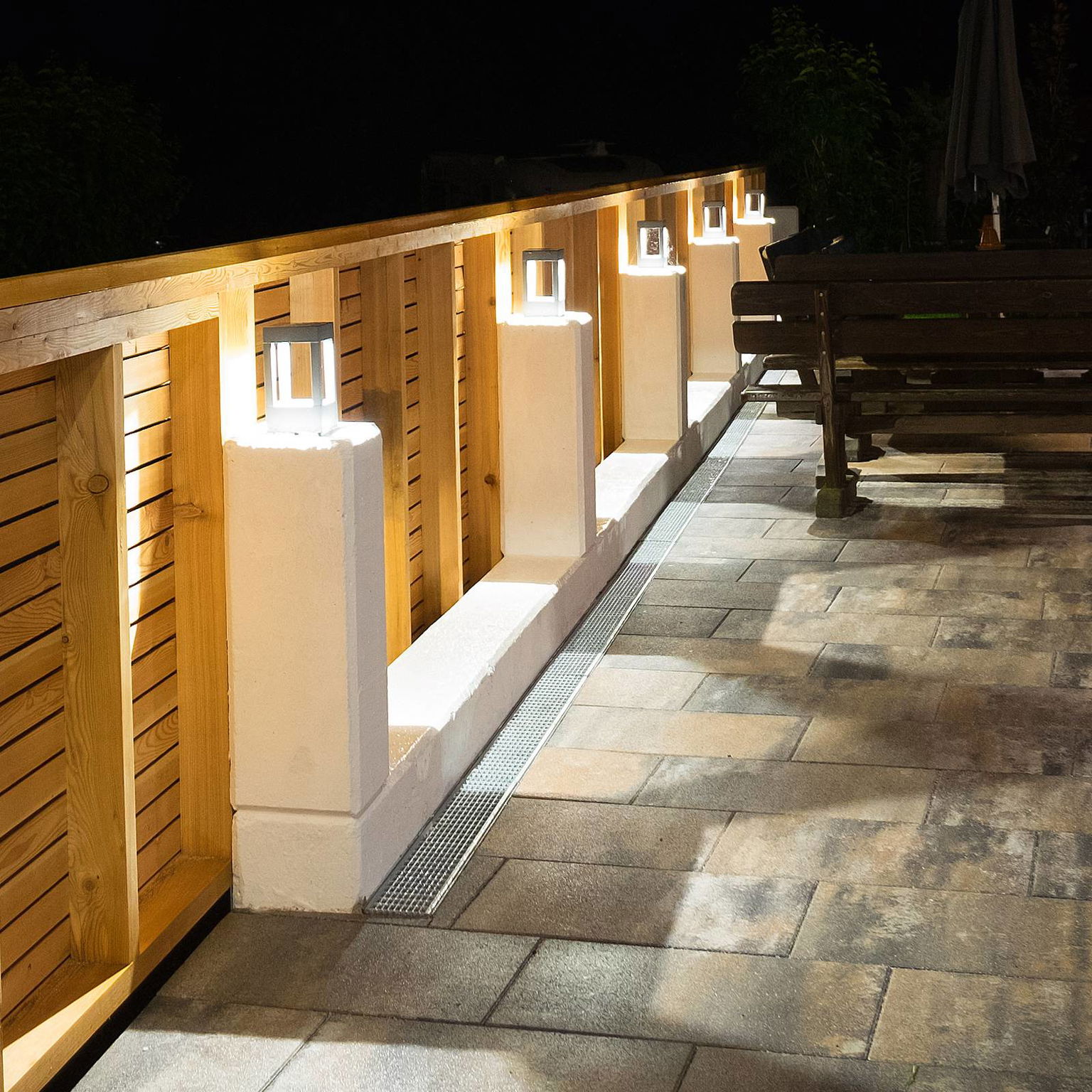 Egger DLS LED podstavec York, sivý, 20 cm – obrázok 2