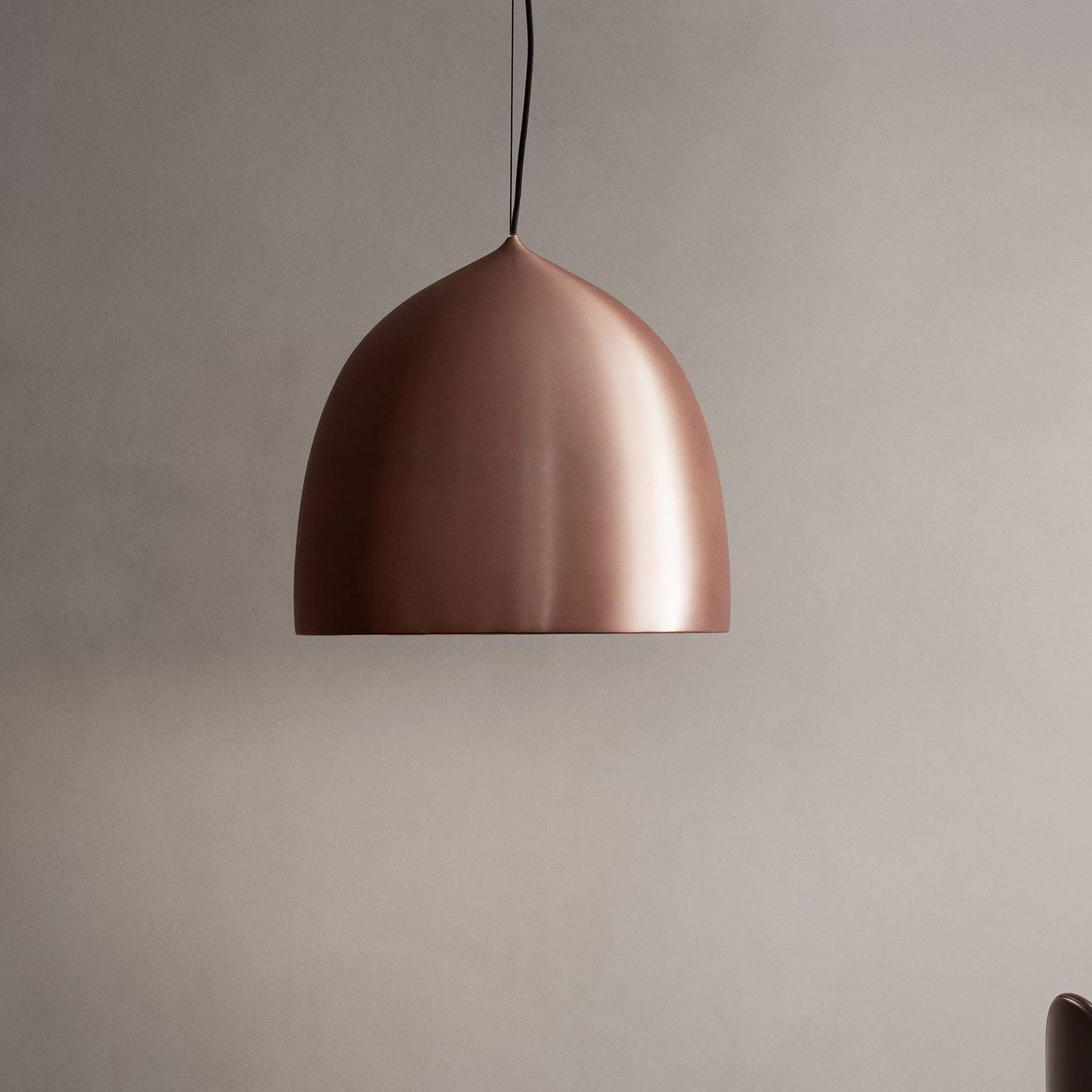 FRITZ HANSEN Suspence P1 závesný medený Ø 24cm – obrázok 4
