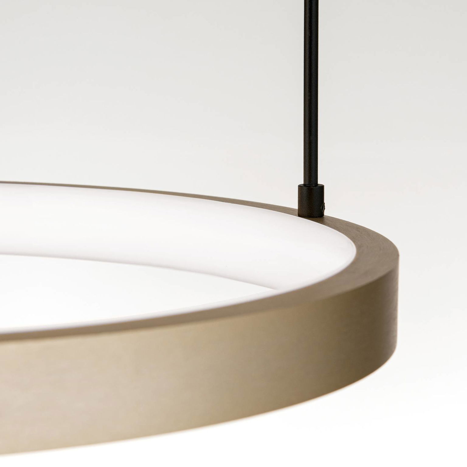 LED závesné svietidlo Sphere, 3-pl., čierna/zlatá – obrázok 4