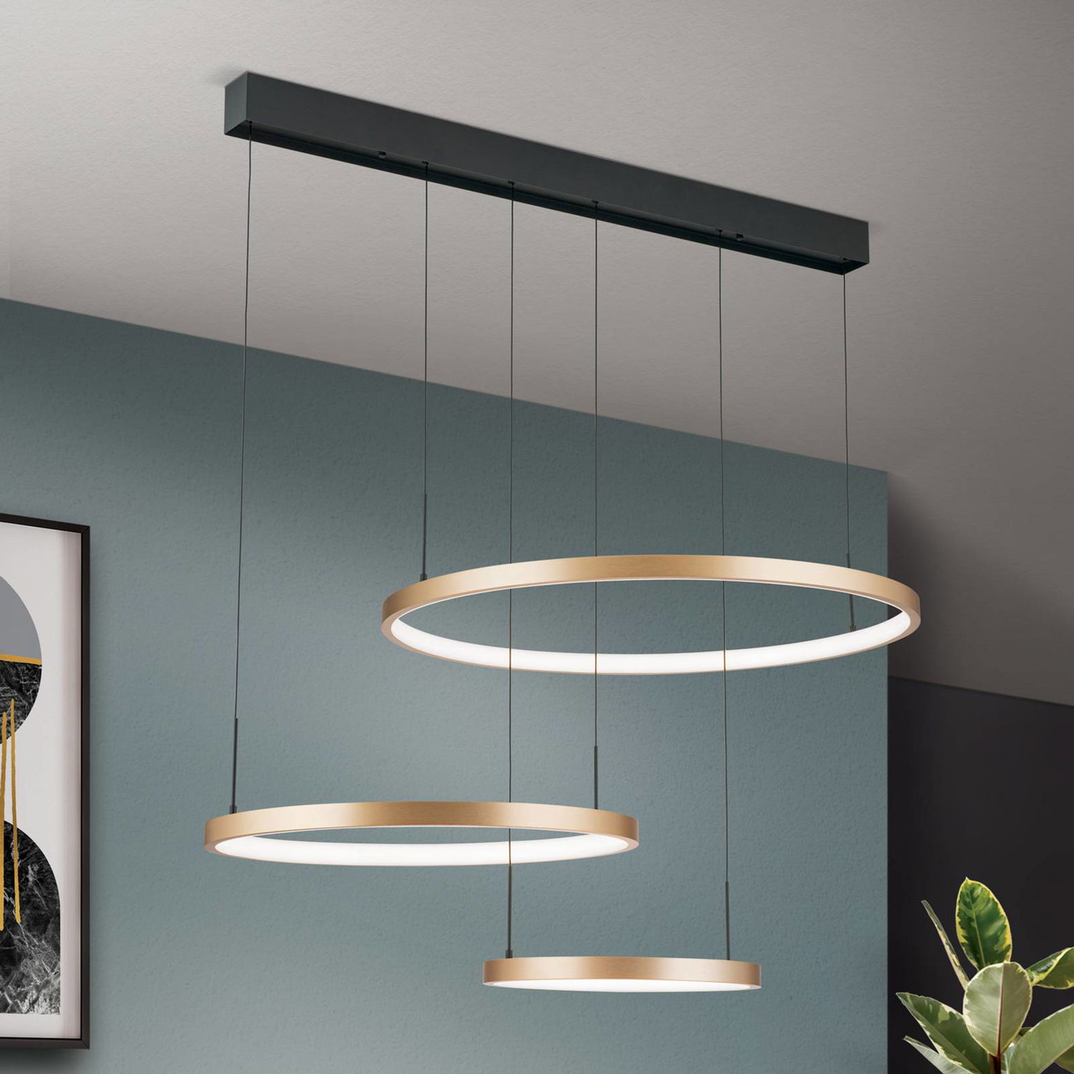 LED závesné svietidlo Sphere, 3-pl., čierna/zlatá