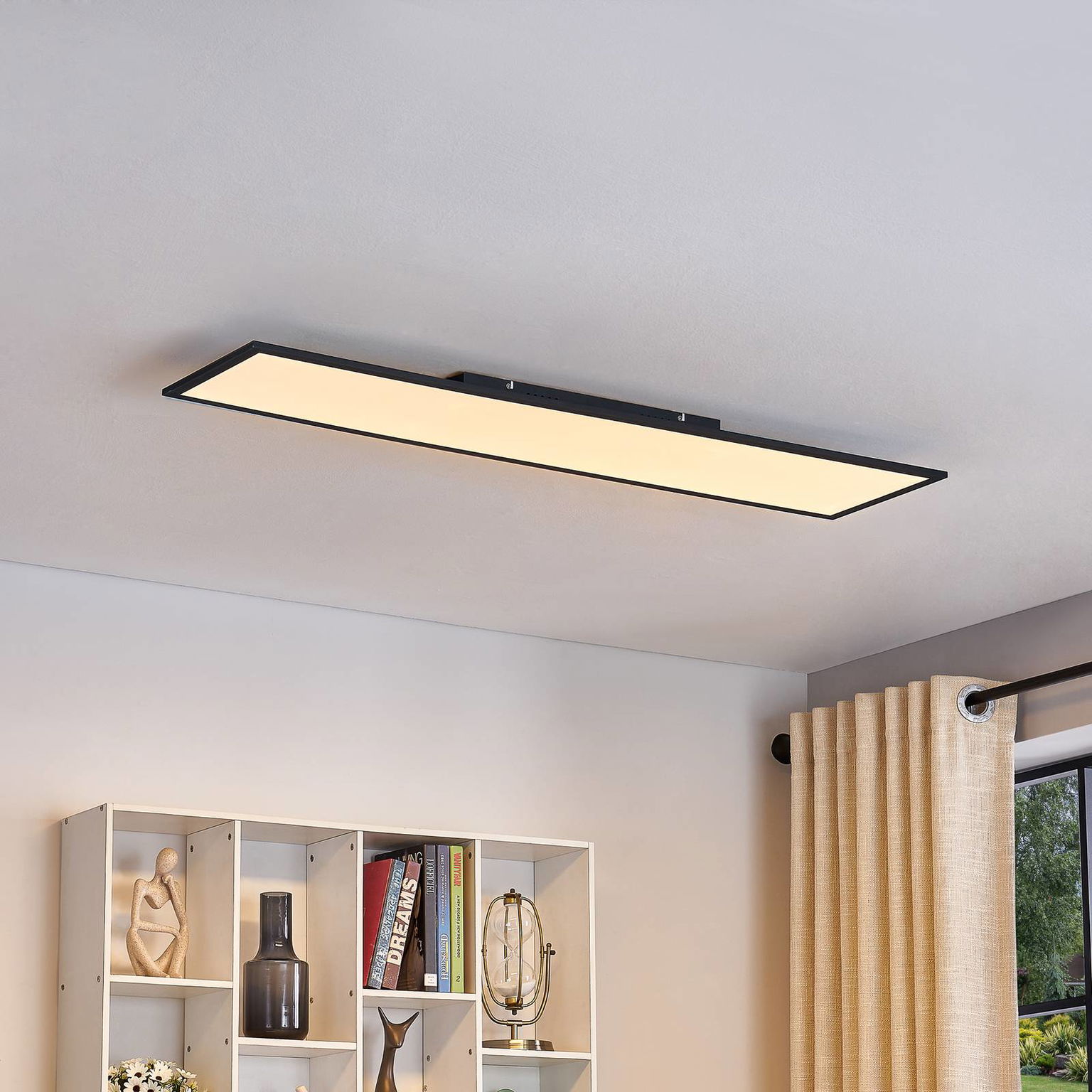 Lindby LED panel Lamin, čierny, 120 cm, CCT, stmievateľný, diaľkové ovládanie