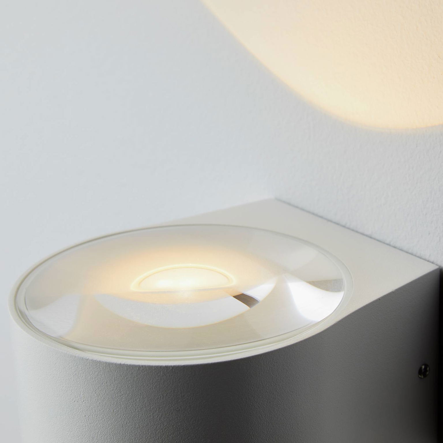LOOM DESIGN Frey LED nástenné svietidlo IP65 2x6W biele – obrázok 2