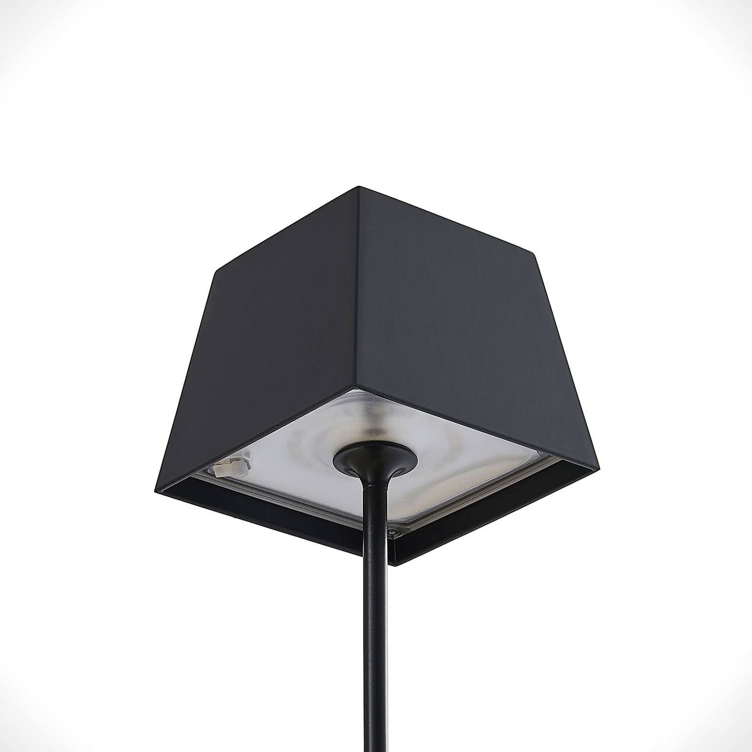 Lucande Patini stolná LED lampa, exteriér, čierna – obrázok 5