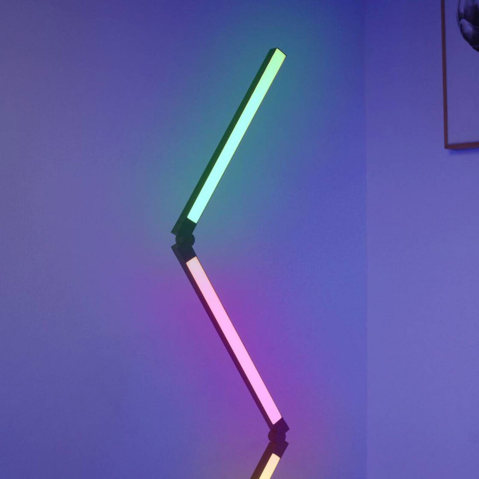 OSRAM SMART+ WiFi LED interiérové svietidlo CONVERT MAGIC čierne RGB – obrázok 3