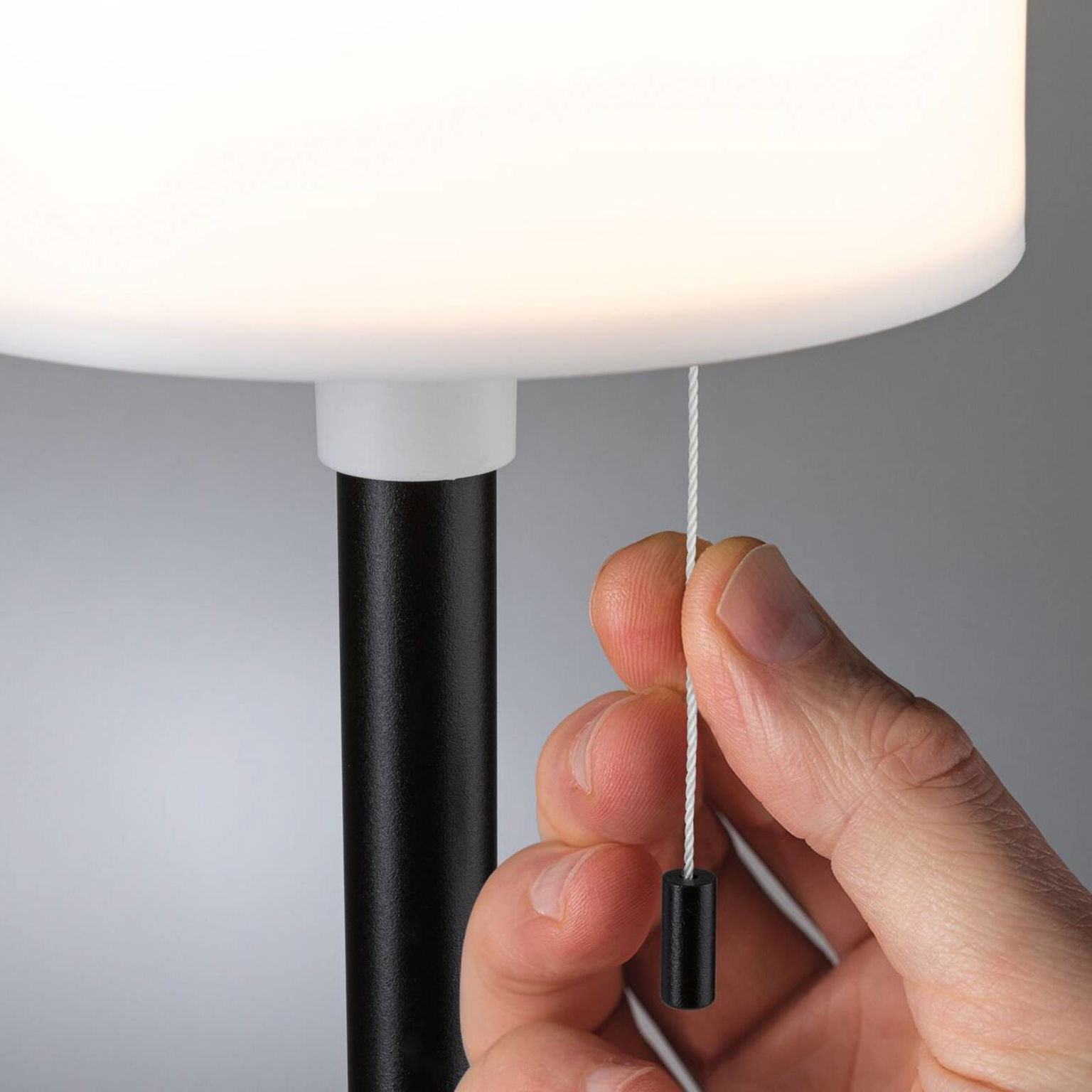 Paulmann LED solárna stolová lampa Bartja, čierna, IP44 stmievateľné – obrázok 4