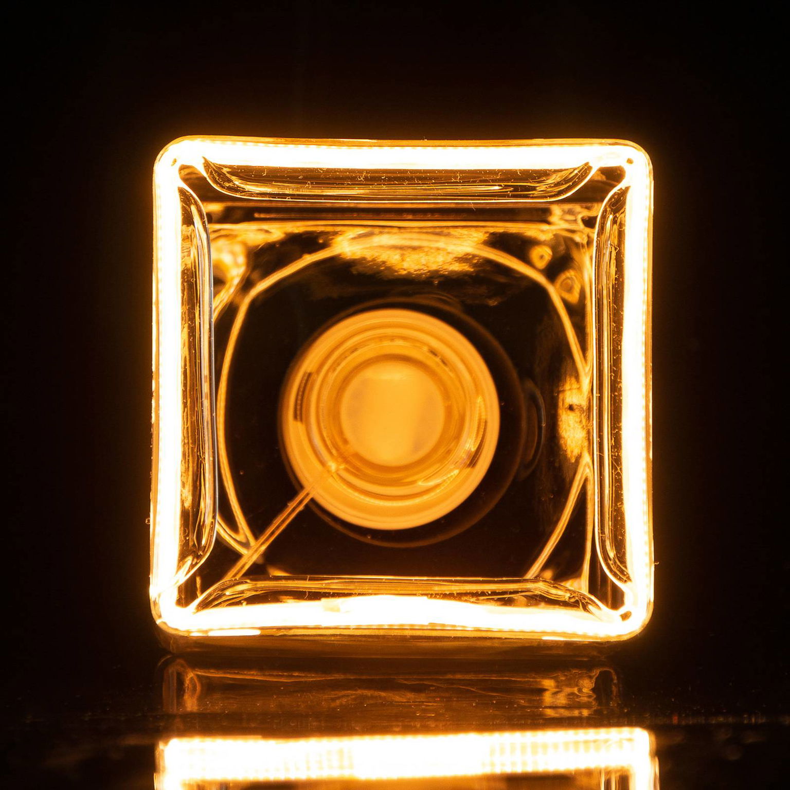 SEGULA LED floating cube 86 E27 4,5W biela číra – obrázok 3
