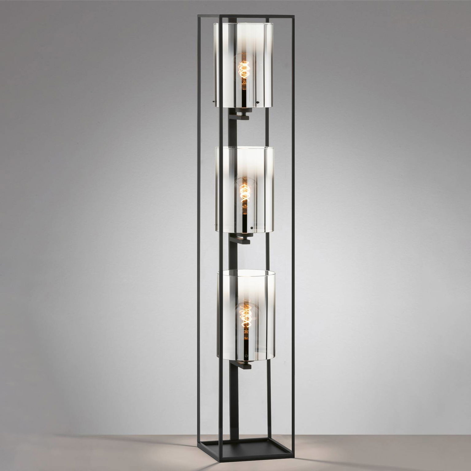 Stojacia lampa Samu, 3-plameňová