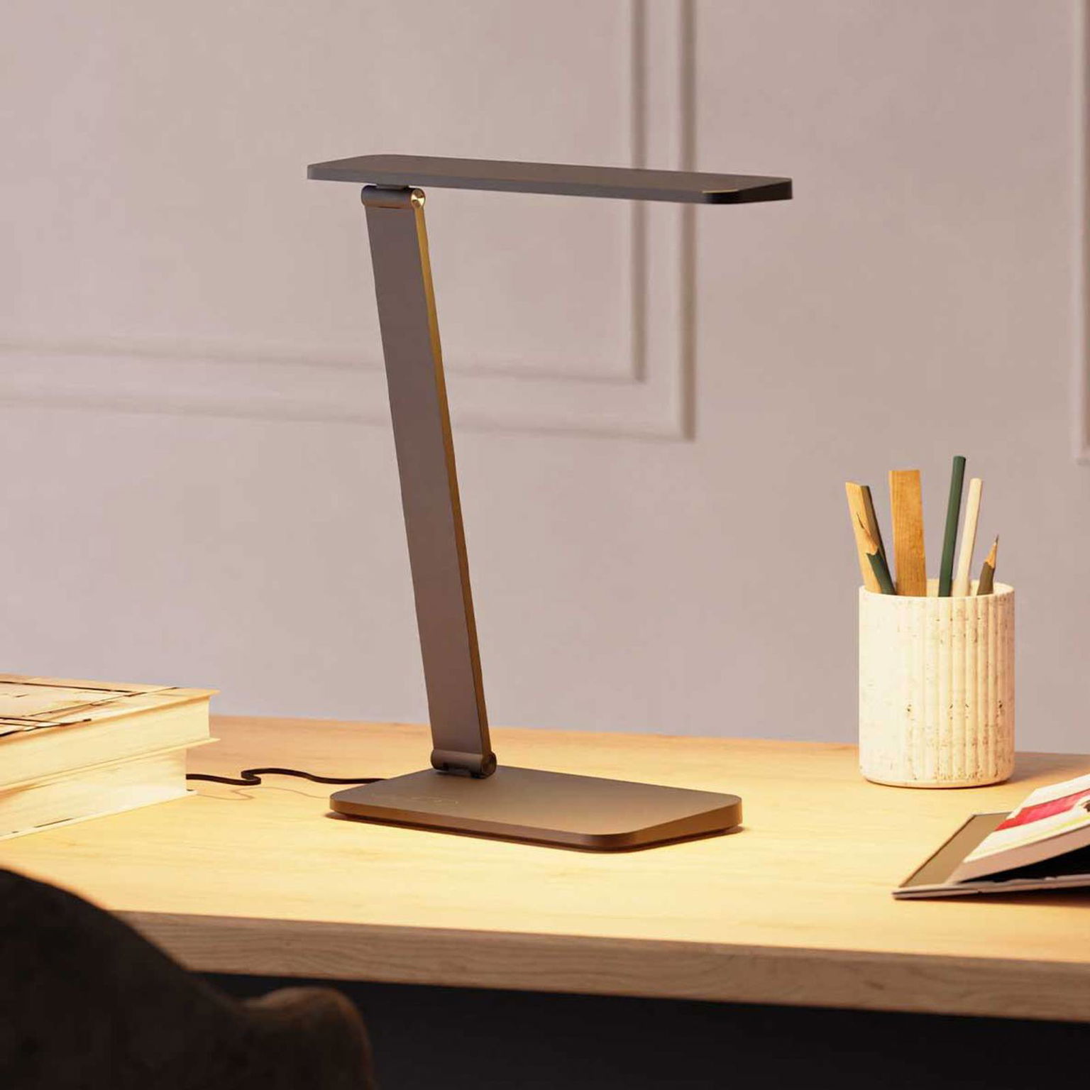 Stolná lampa Forlight LED Zenit, čierna, ABS, výška 36 cm