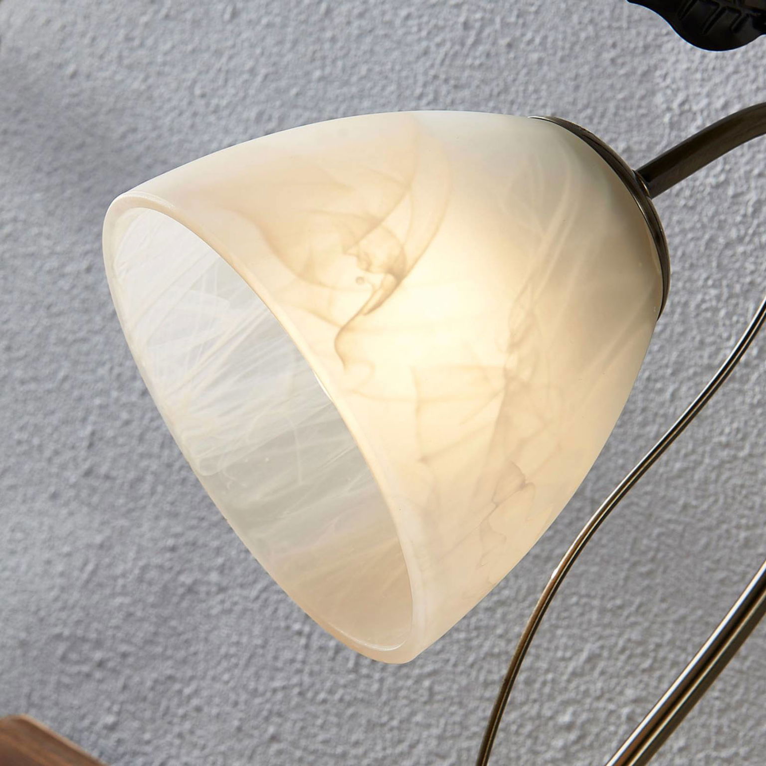 Stolná lampa Michalina v klasickom štýle – obrázok 6