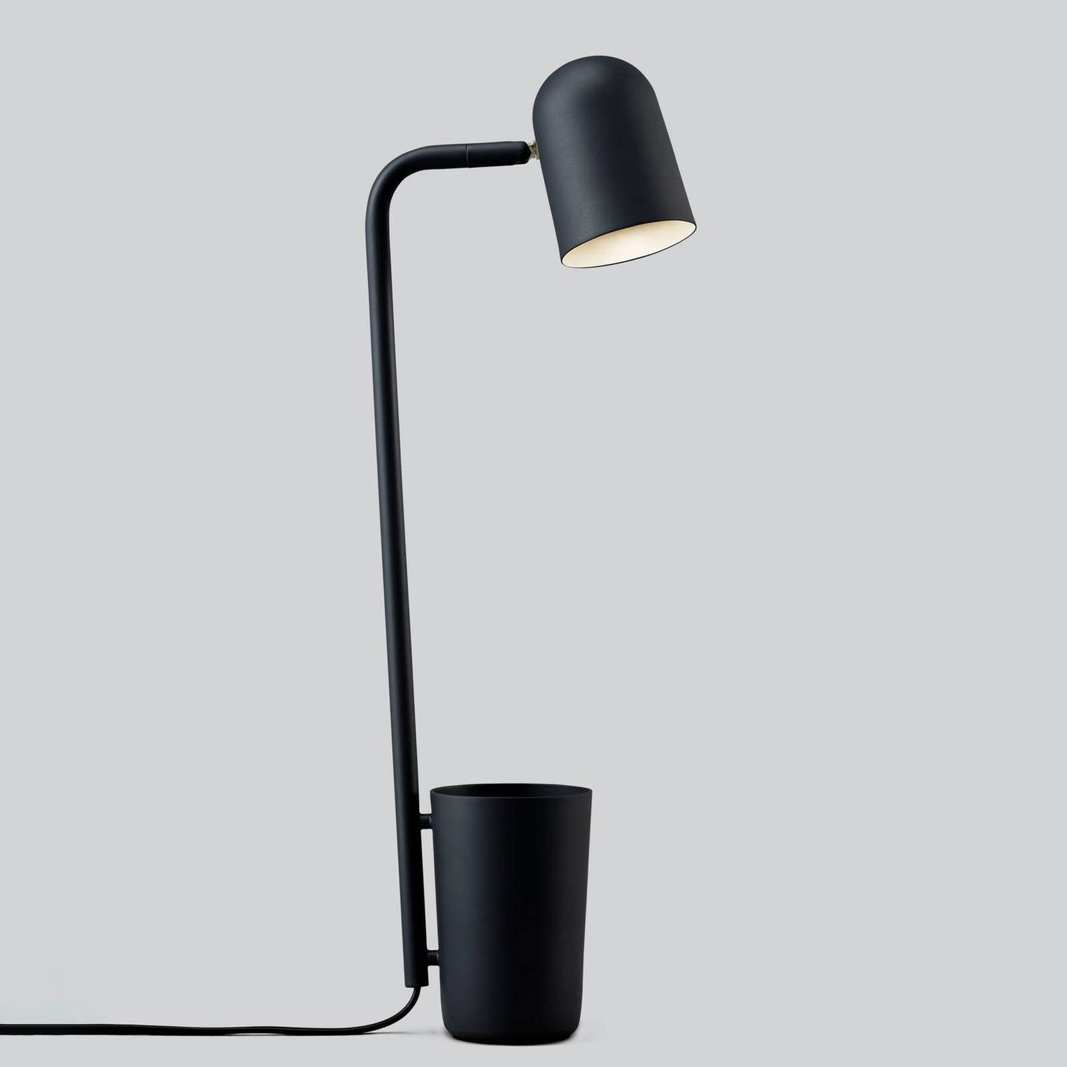 Stolná lampa Northern Buddy čierna