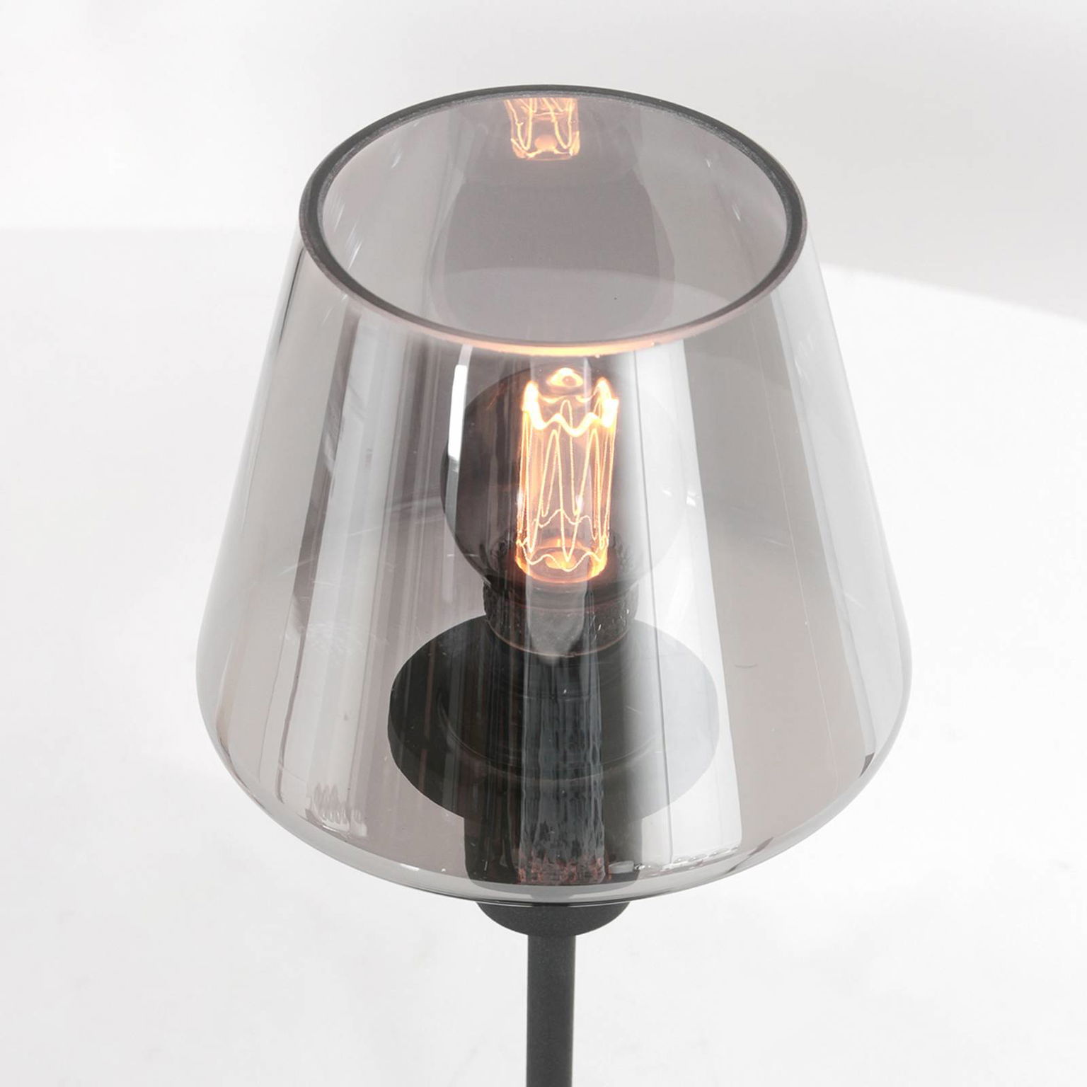 Stolová lampa Ancilla, čierna/dymová, 33 cm, kov, sklo, E14 – obrázok 2