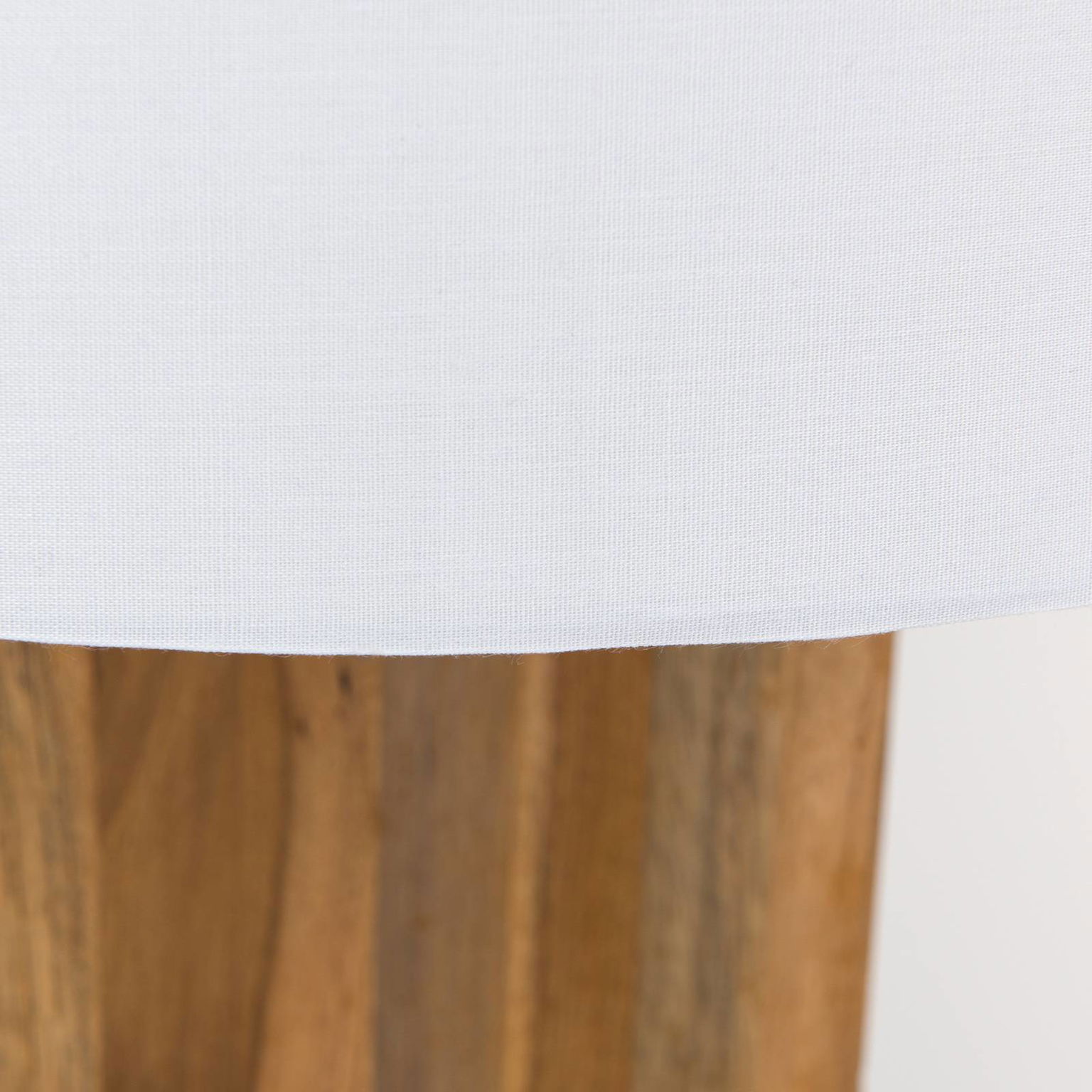Stolová lampa Dallas kvádrovitý drevený podstavec – obrázok 5