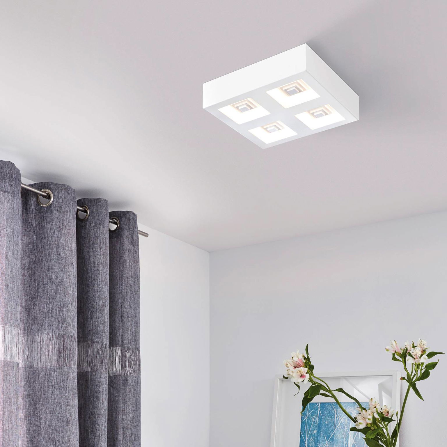 Štvor-plameňové stropné LED svietidlo Ferreros – obrázok 2