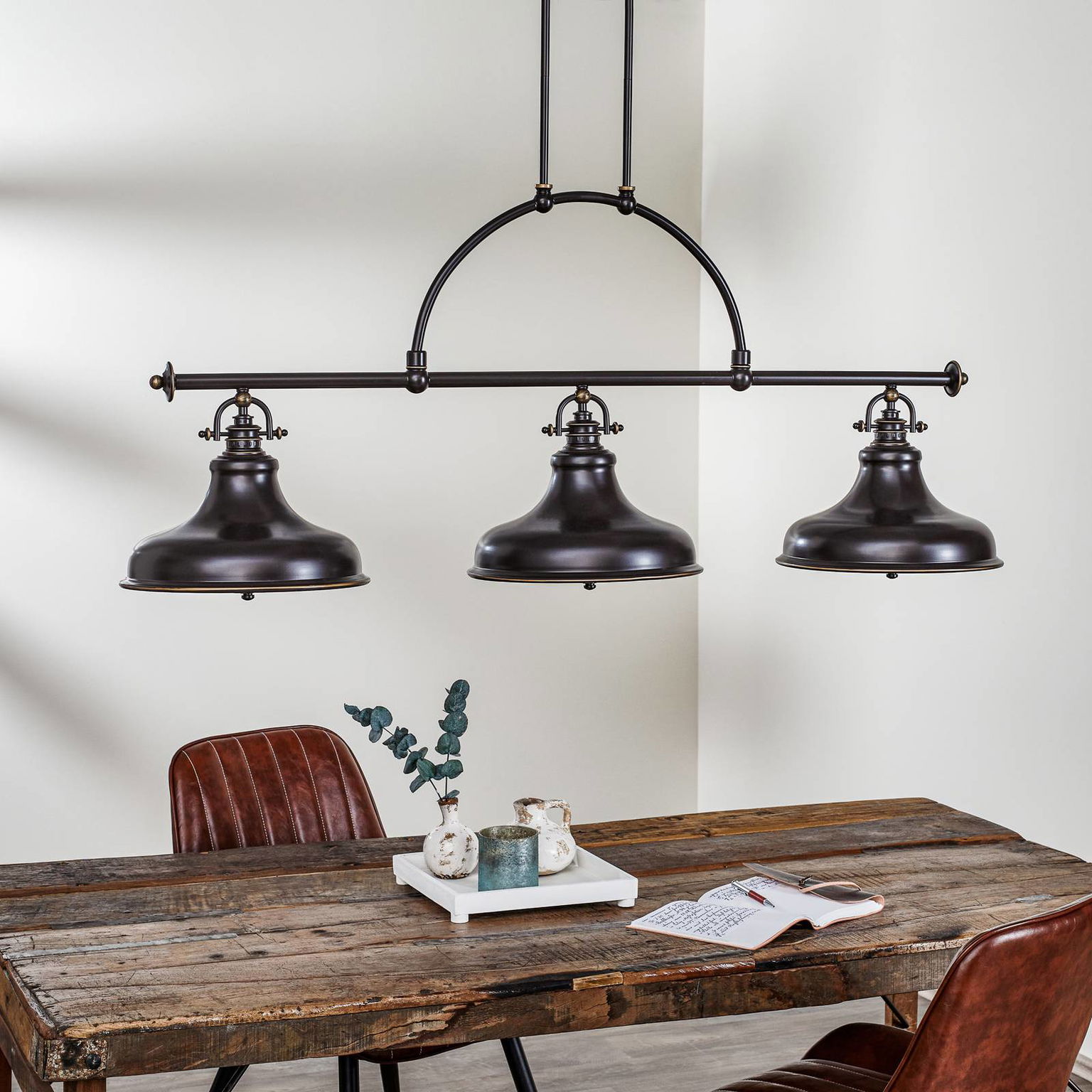 Závesná lampa Emery, priemyselný štýl, bronz 3-pl. – obrázok 2